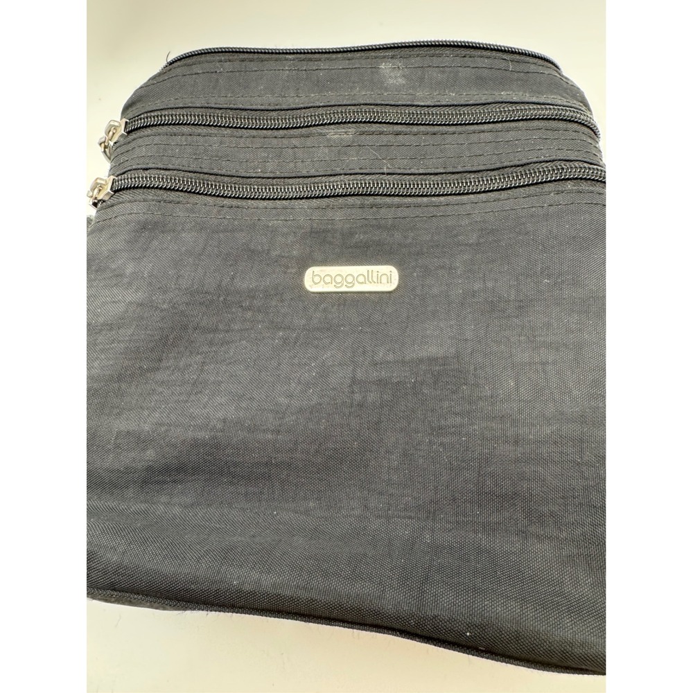 Baggallini Black Nylon Multi Pocket Crossbody Travel Bag with Adjustable Strap